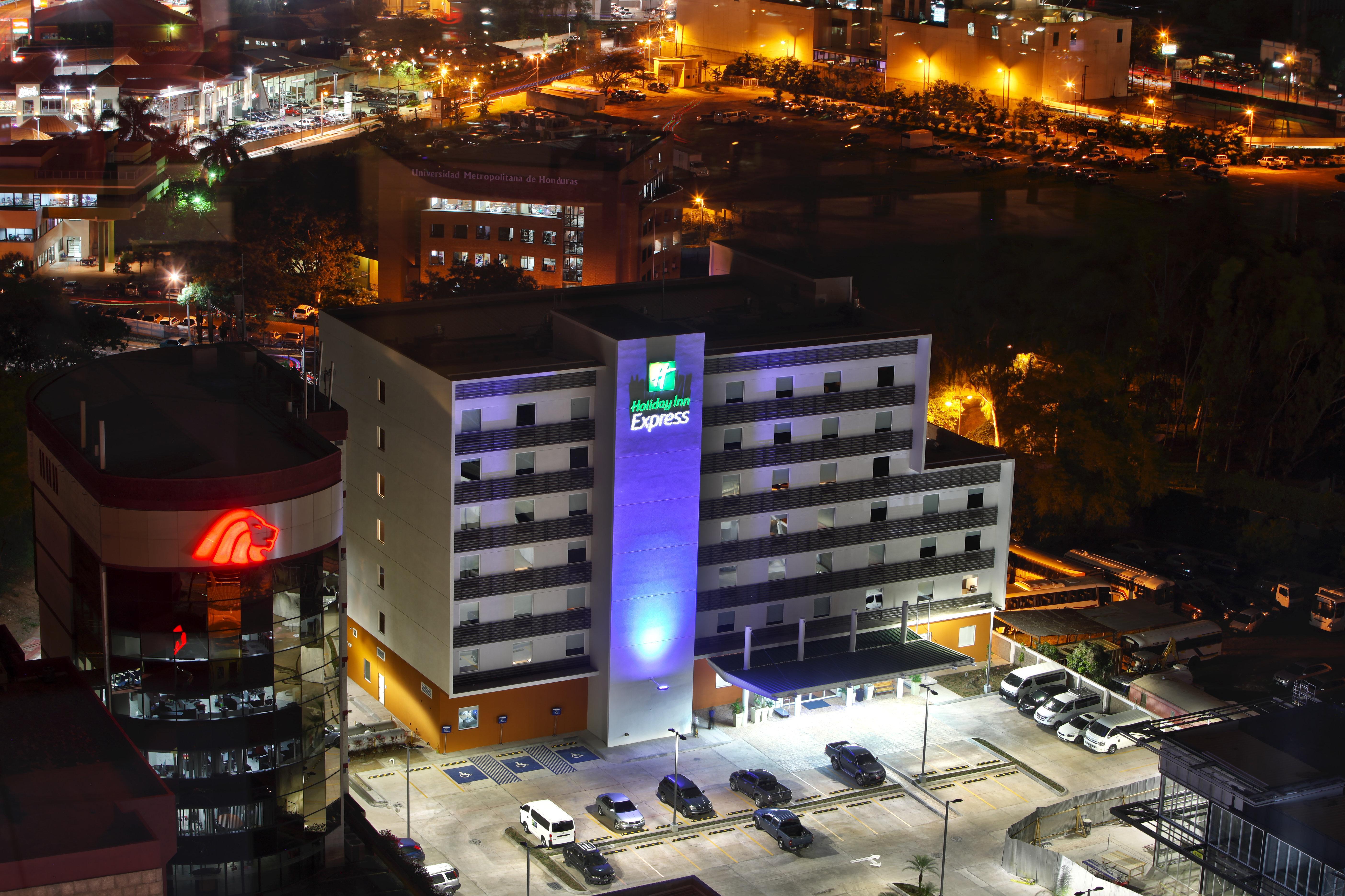 Holiday Inn Express Tegucigalpa By Ihg Exterior photo