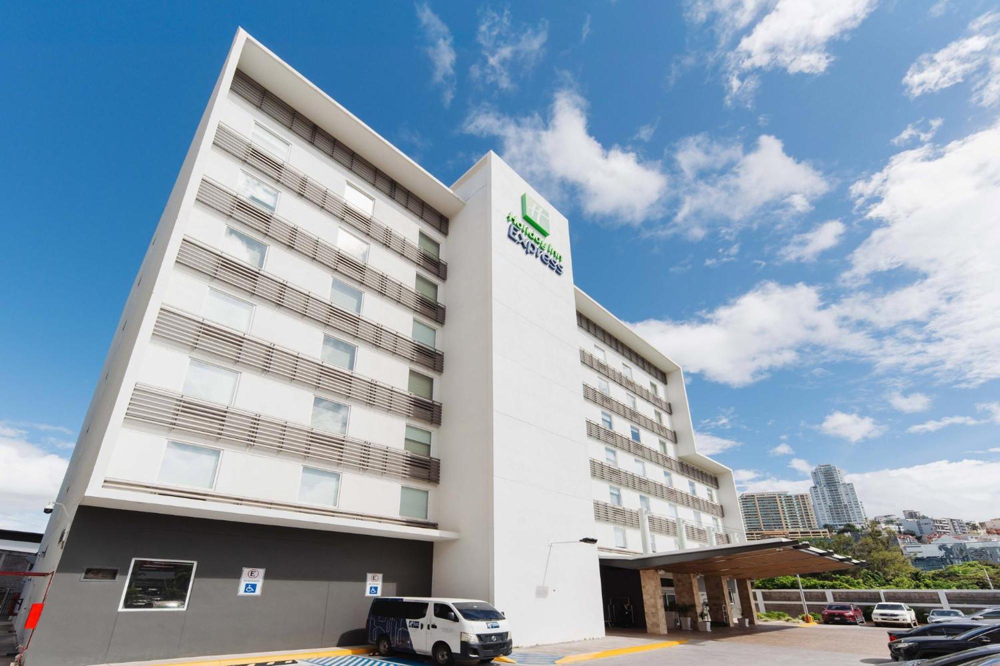 Holiday Inn Express Tegucigalpa By Ihg Exterior photo