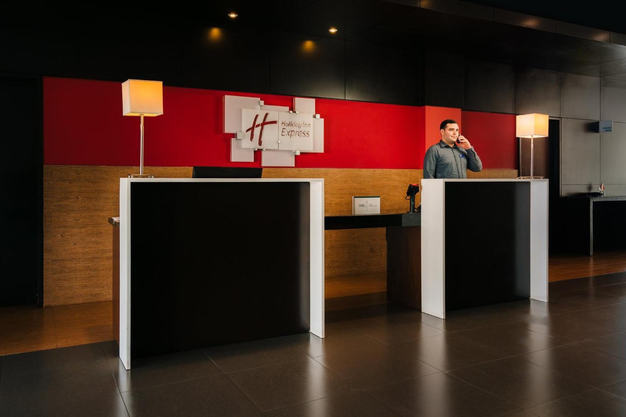 Holiday Inn Express Tegucigalpa By Ihg Exterior photo